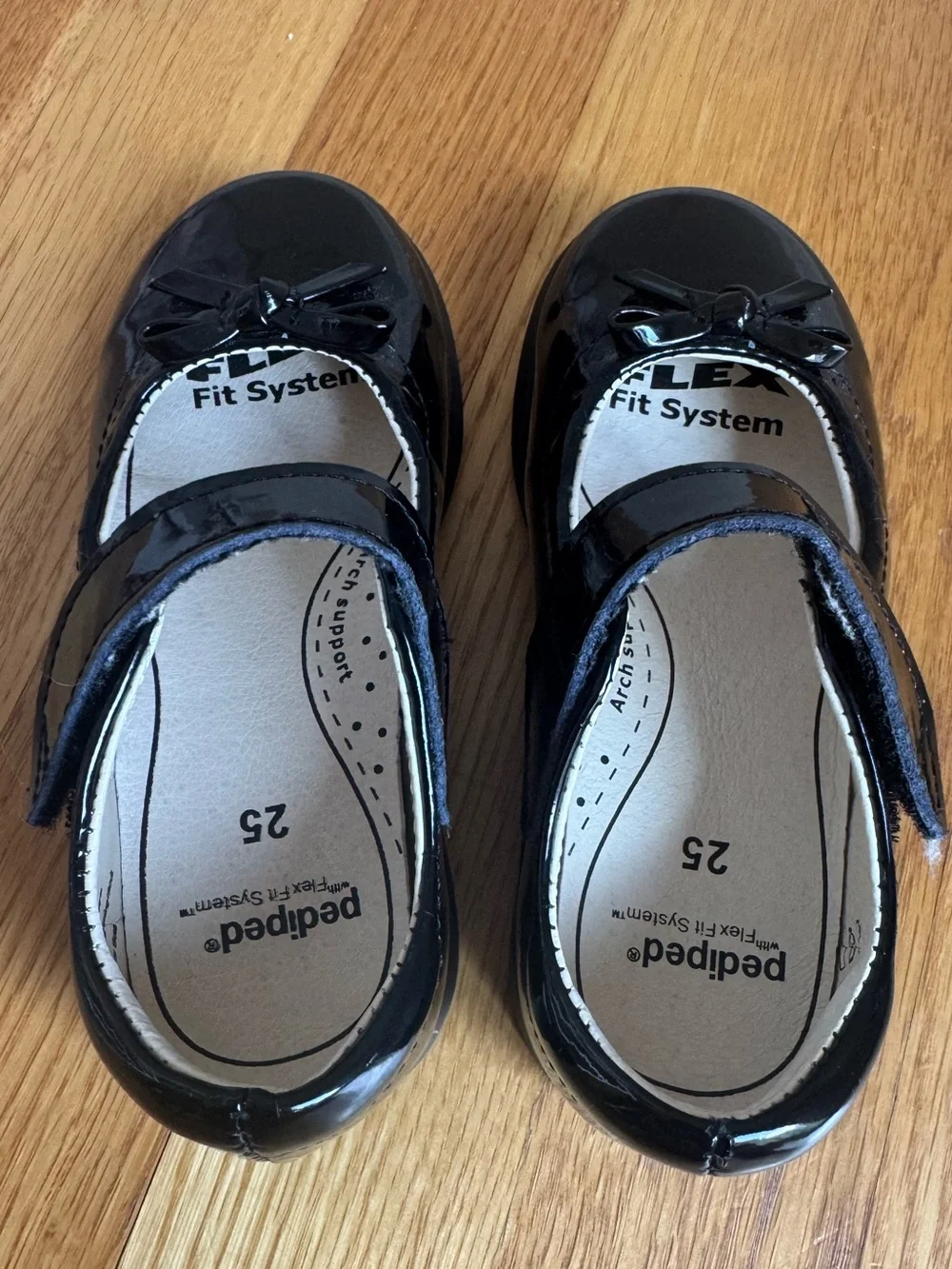 pediped shiny patent